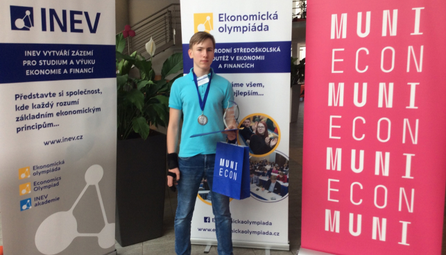 Štěpán Drábek zabodoval v celostátním finále ekonomické olympiády pro ZŠ