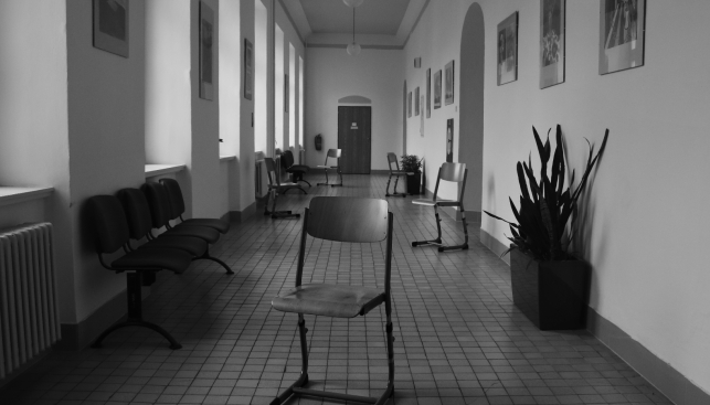Ranní škola - vernisáž fotografií Vojtěcha Ondráka