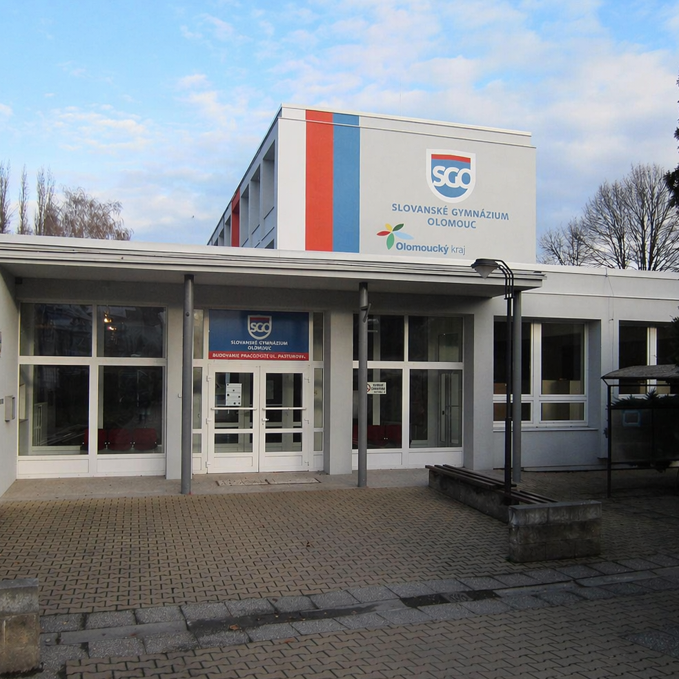 Fotografie budovy odloučeného pracoviště na Pasteurově 19