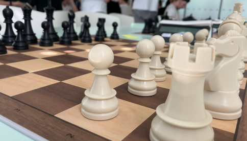 Krajský přebor školní mládeže v šachu ovládli šachisté z SGO